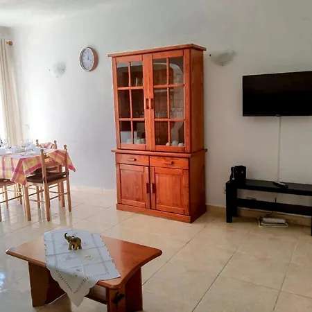 Apartyal - Apartamento T1 Com Piscina, Em Montechoro, Albufeira, Algarve Apartamento *